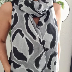 Foulard imprimé gris